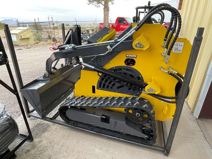 #4310-•-unused-2026-mini-skid-steer-loader-image-3