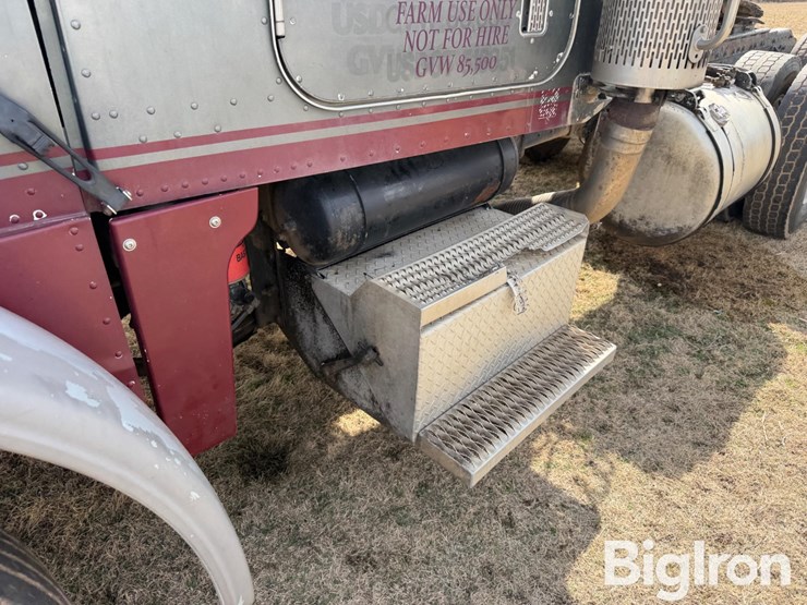 1999-peterbilt-379-image-15