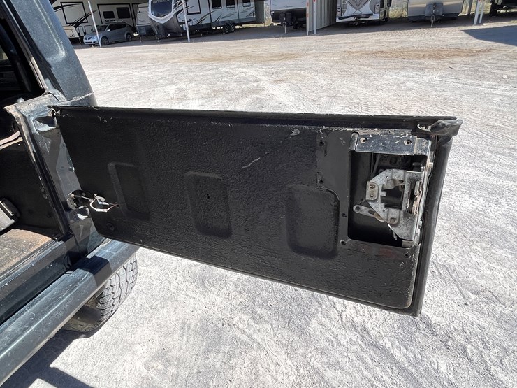 1994-jeep-wrangler-image-17