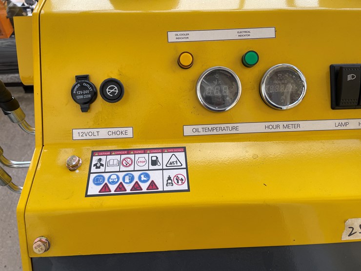 #4310-•-unused-2026-mini-skid-steer-loader-image-12