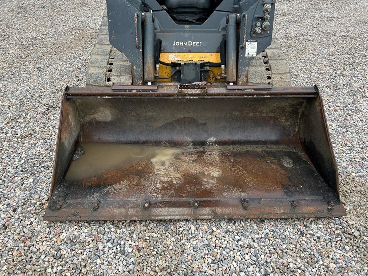 2019-deere-317g-image-9