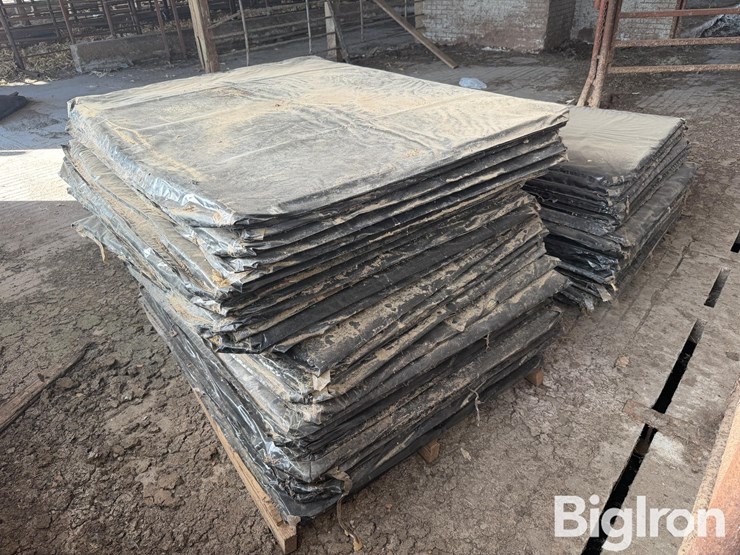 dairy-barn-foam-mats-image-6