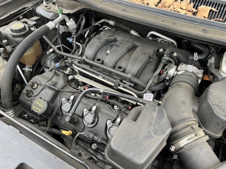 2018-ford-explorer-image-10