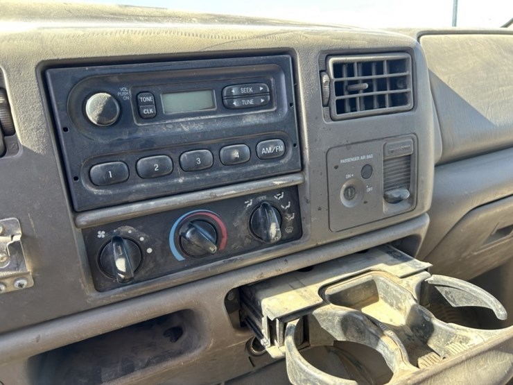 2003-ford-f550-xl-sd-image-21