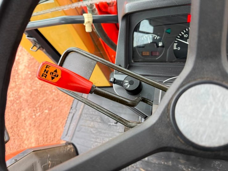 2005-kubota-la1301s-image-65