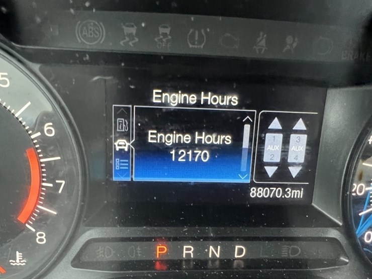 2018-ford-explorer-image-29