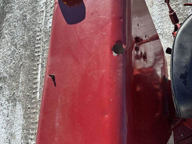 1974-farmall-666-gas-tractor-image-19