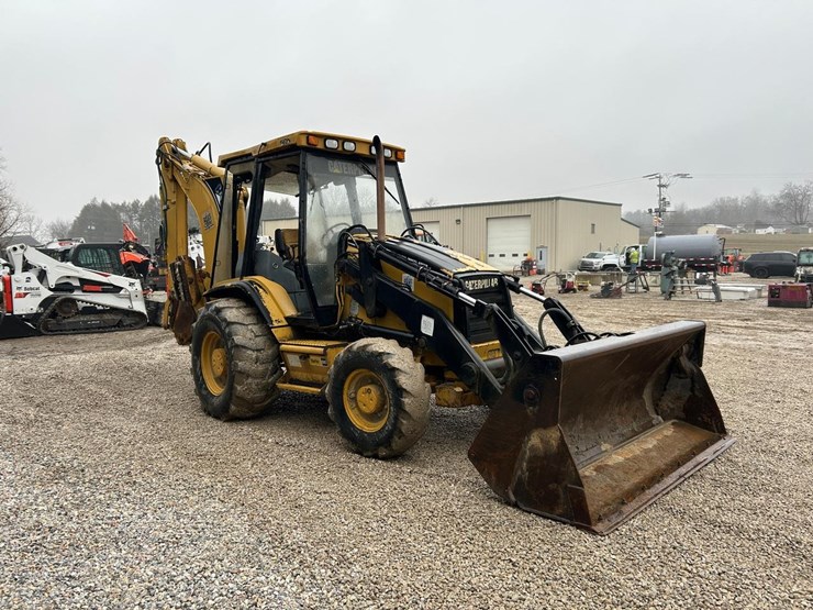 caterpillar-426c-image-5