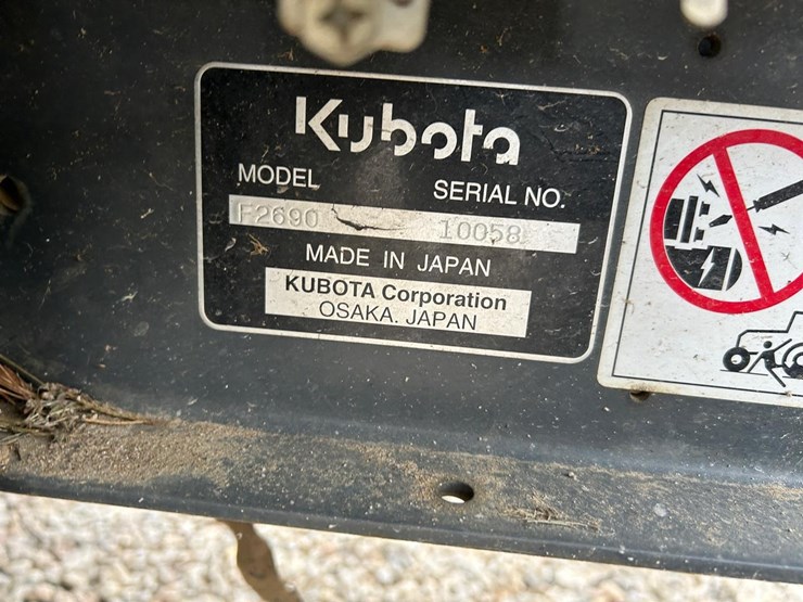 kubota-f2690-image-24