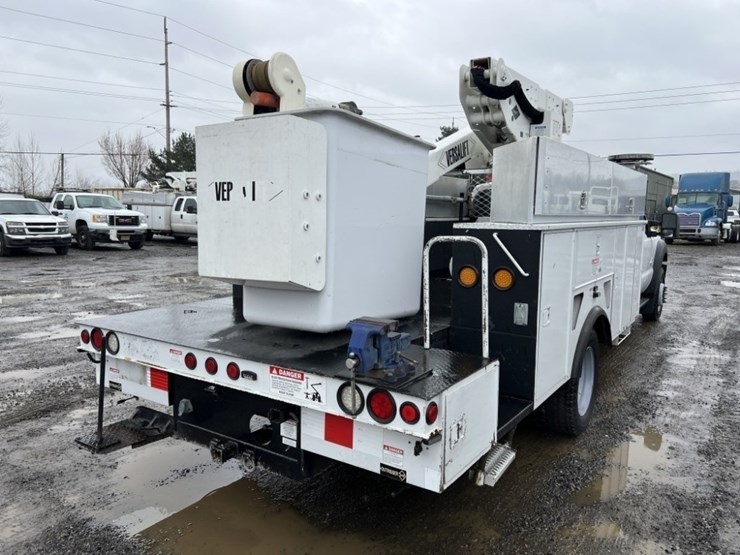 2012-ford-f550-image-4