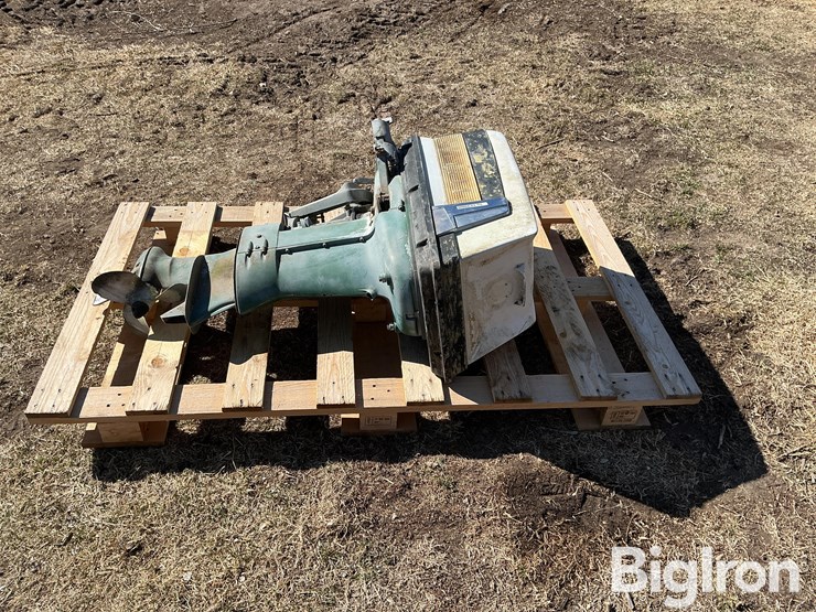 evinrude-35-hp-boat-motor-image-4