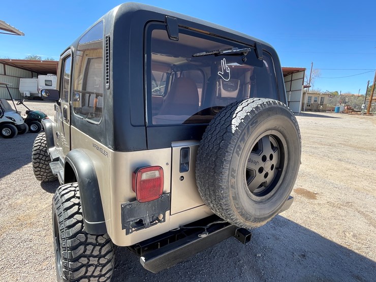 1993-jeep-wrangler-image-50