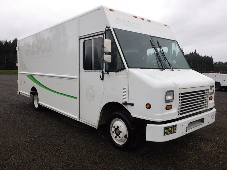 2008-freightliner-mt45-image-3