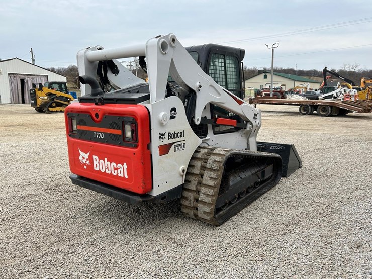 2022-bobcat-t770-image-4