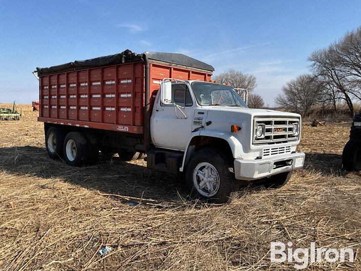 1979-gmc-sierra-6000-image-3