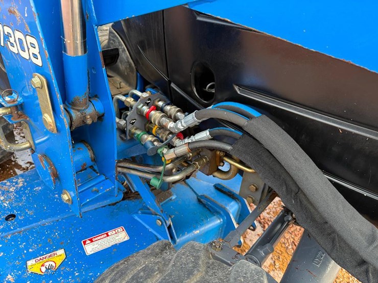 new-holland-tc29d-image-30