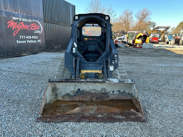 2020-deere-317g-image-7