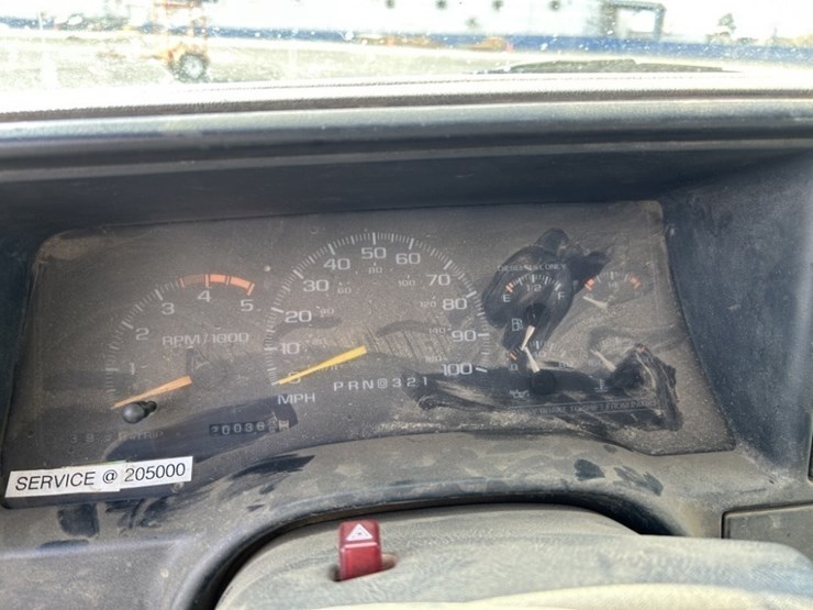 1997-chevrolet-3500-image-23