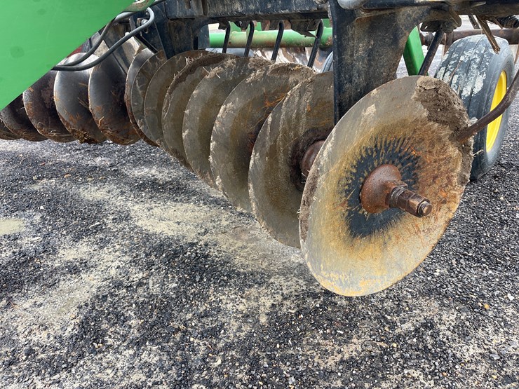 john-deere-630-image-9