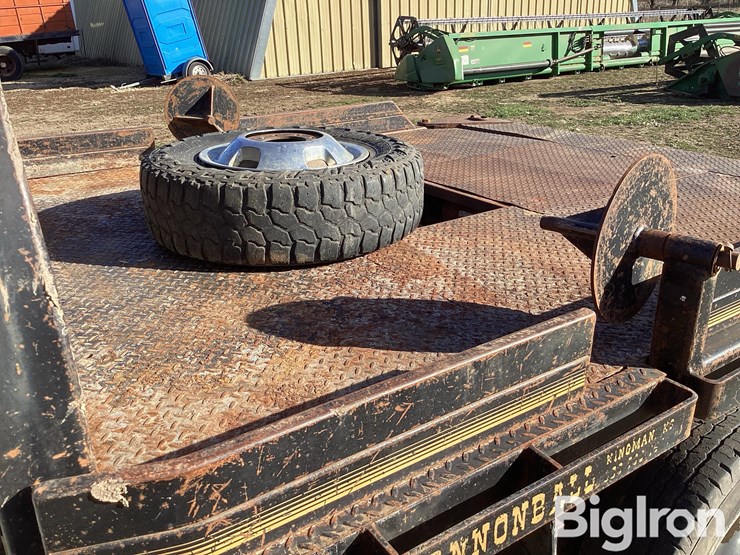 2005-dodge-ram-3500-image-18