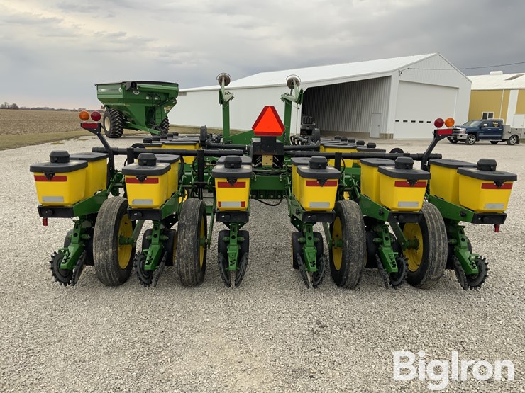 1995-john-deere-7200-image-6