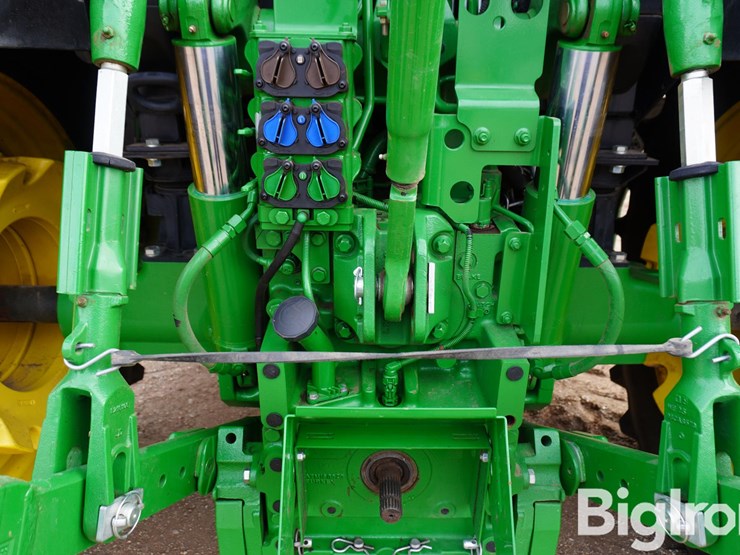 2021-john-deere-6155r-image-14