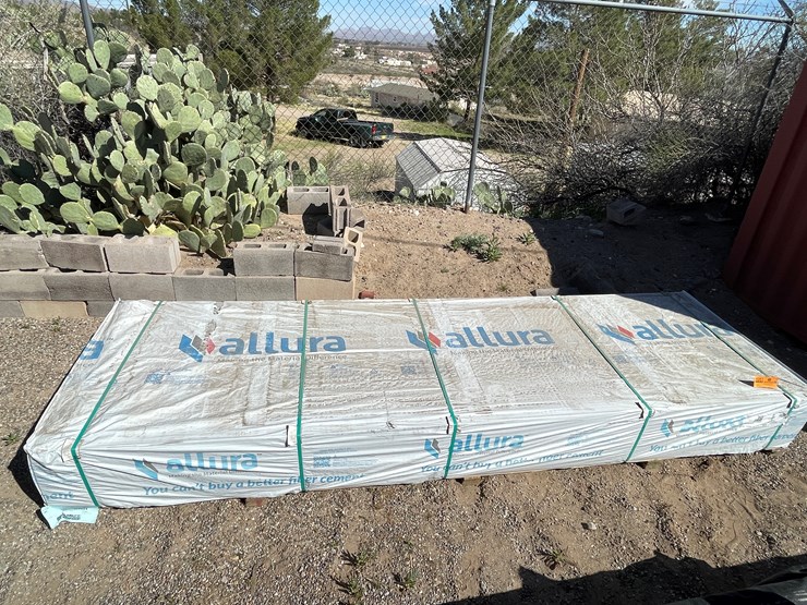 #4341-•-(appx.-308-pieces)-allura-6-¼"-primed-fiber-cement-smooth-lap-siding-image-1