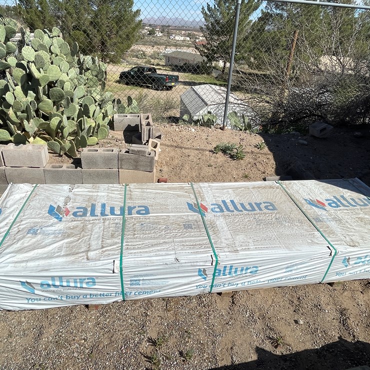 #4341 • (Appx. 308 Pieces) ALLURA 6 ¼" Primed Fiber Cement Smooth Lap Siding