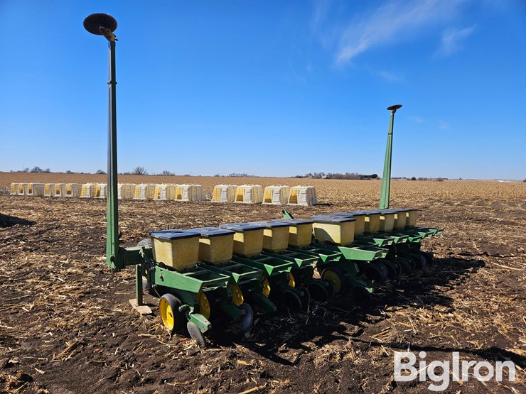 john-deere-7100-image-7