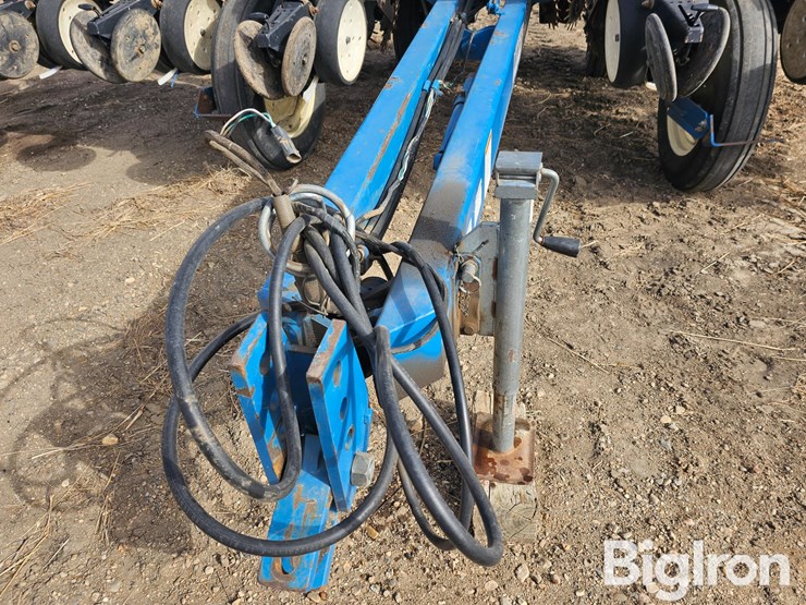 2007-kinze-3200-image-13