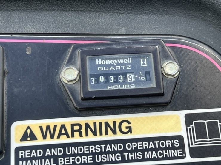 2013-toro-groundsmaster-3500-d-rotary-mower-image-15