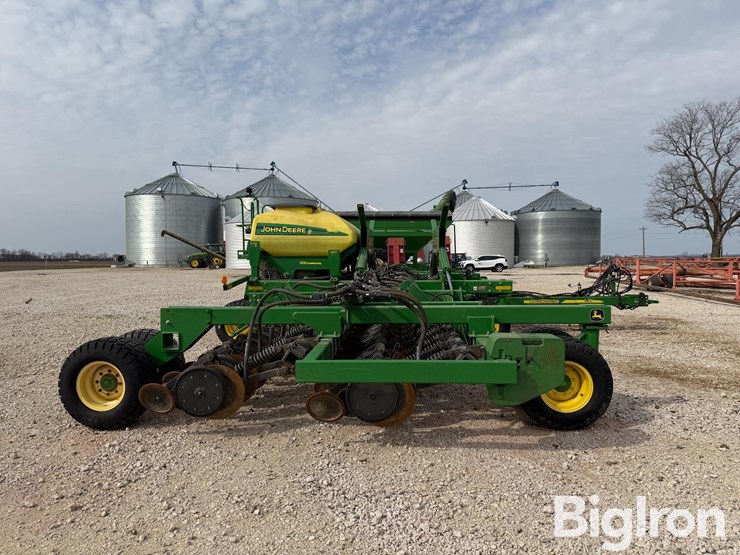 2013-john-deere-1990-image-4