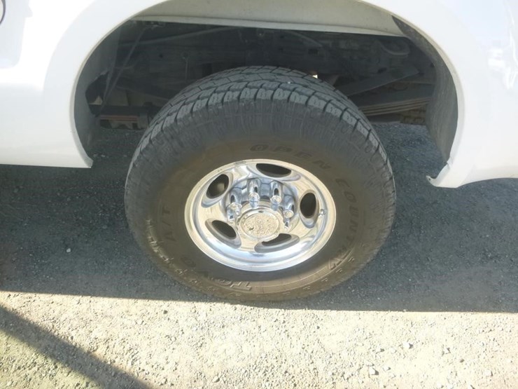 2001-ford-f250-image-14