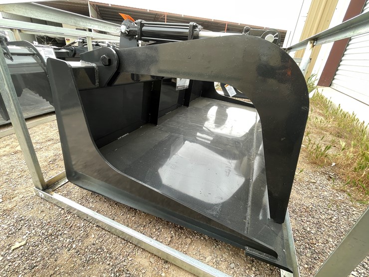 #4365-•-unused-2026-wolverine-skid-steer-grapple-bucket-attachment-image-12