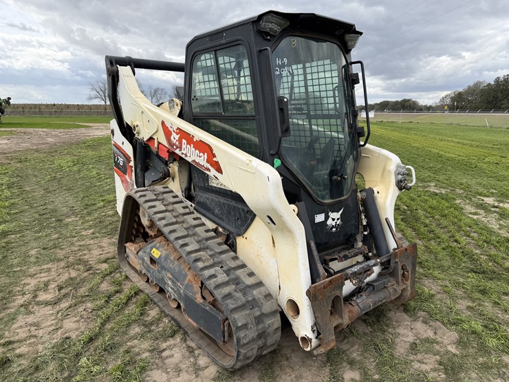 2023-bobcat-t76-image-11