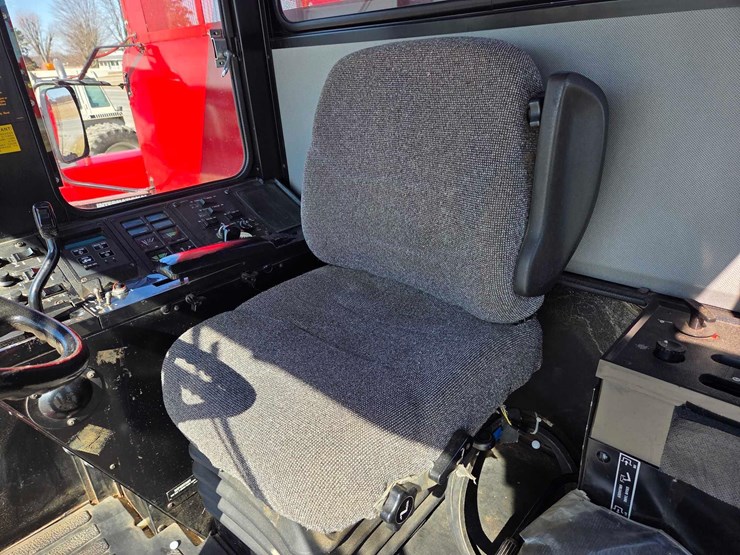 case-ih-1644-image-102