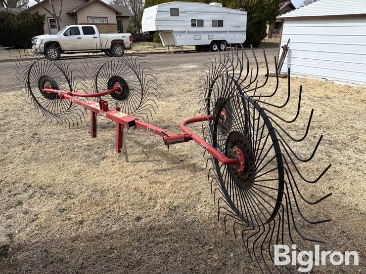 2022-ibex-ts130-2+2-3-pt-hay-rake-image-1