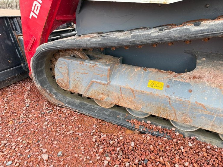 takeuchi-tl8r-image-10