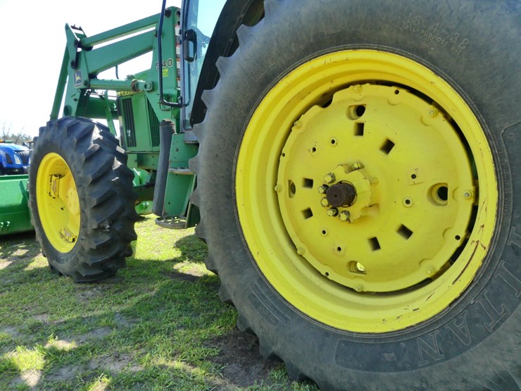 john-deere-6400-image-8