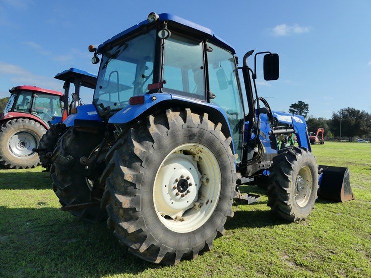 new-holland-t5070-image-3
