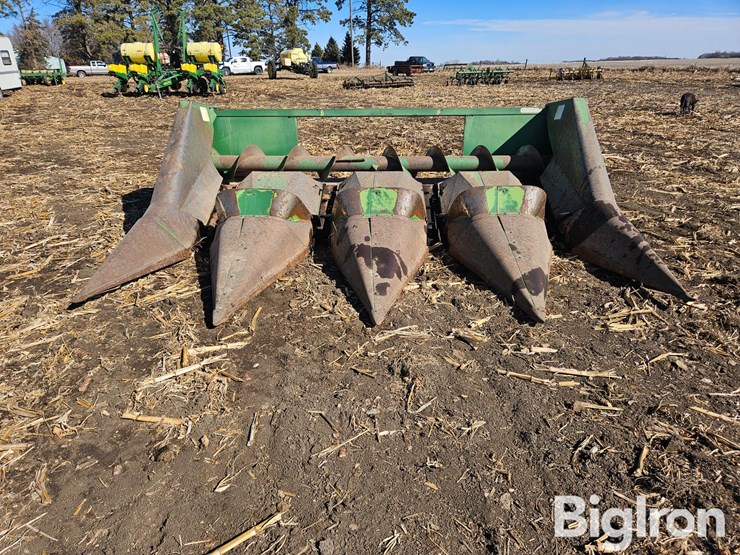 john-deere-444-image-2