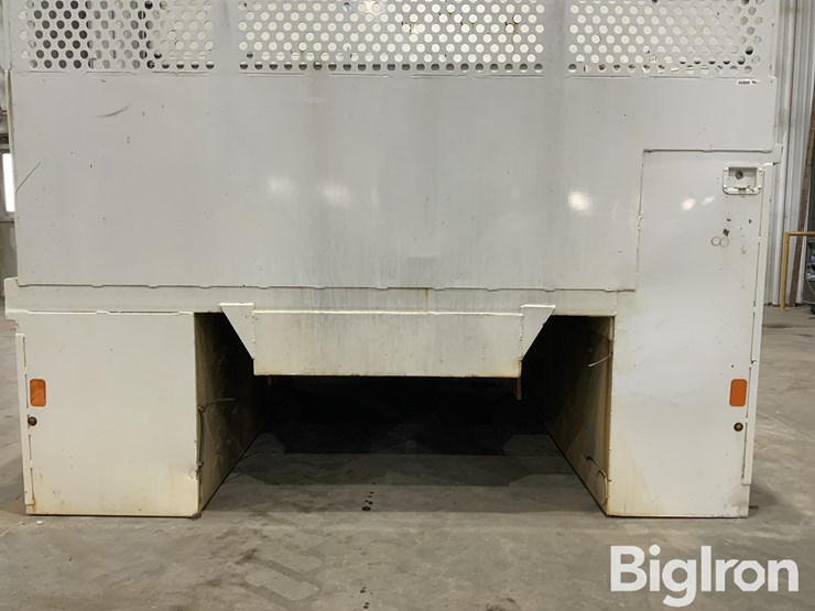 massey-ferguson-730-image-9