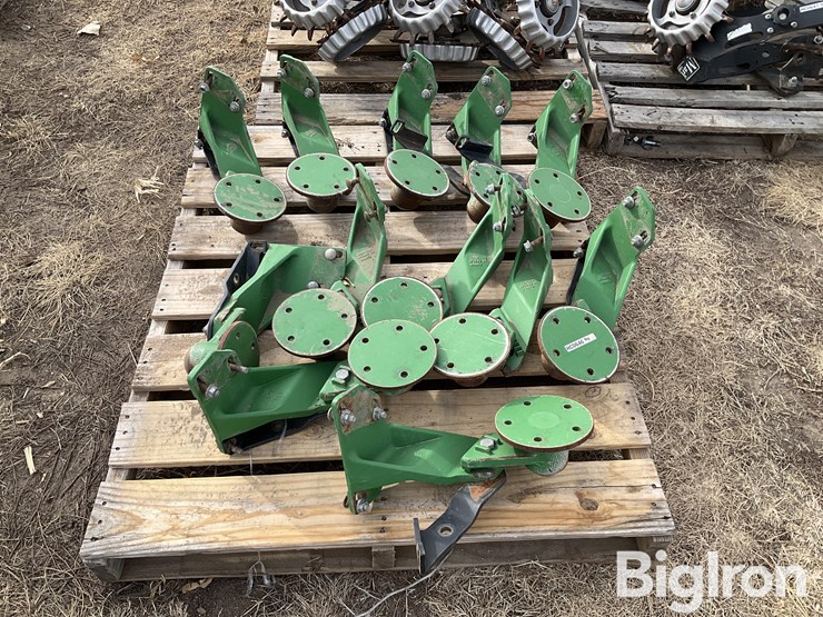 coulter-hubs-&-arms-image-2