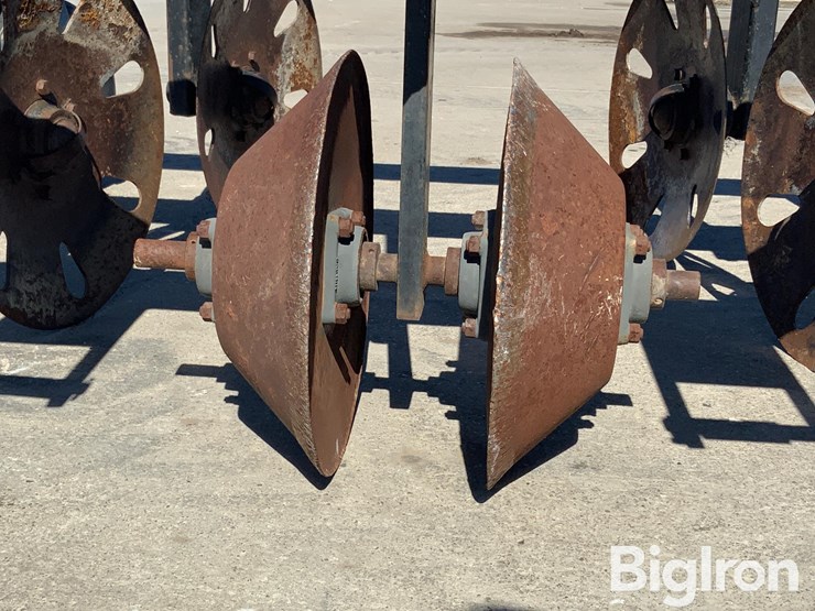 blu-jet-track-master-image-17