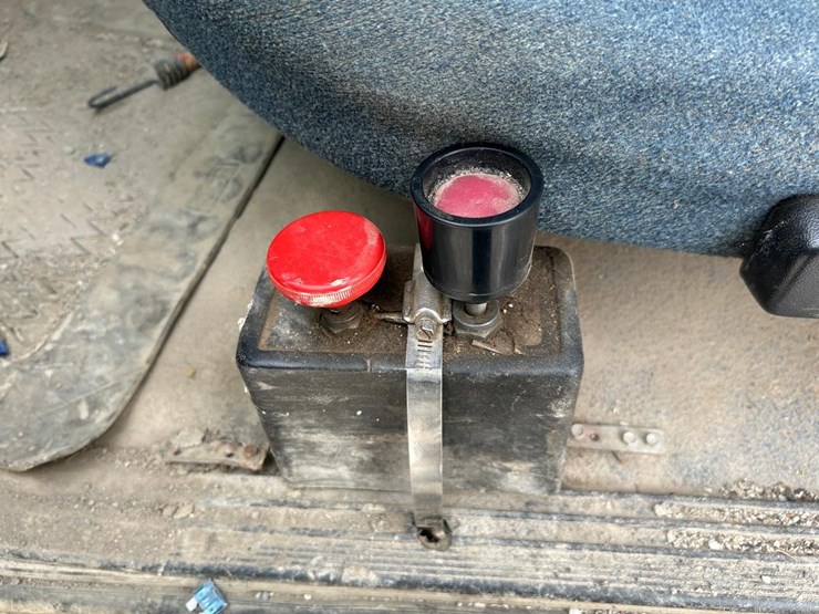 1994-ford-f550-image-17