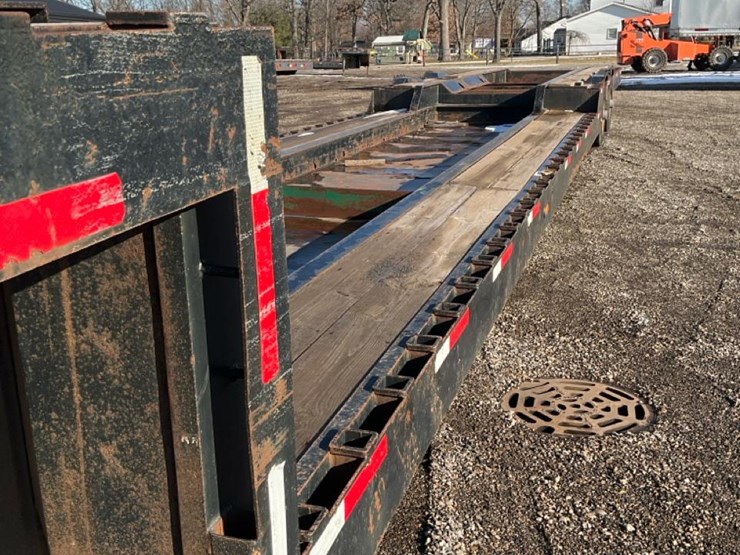 2005-unknown-trailer-image-11