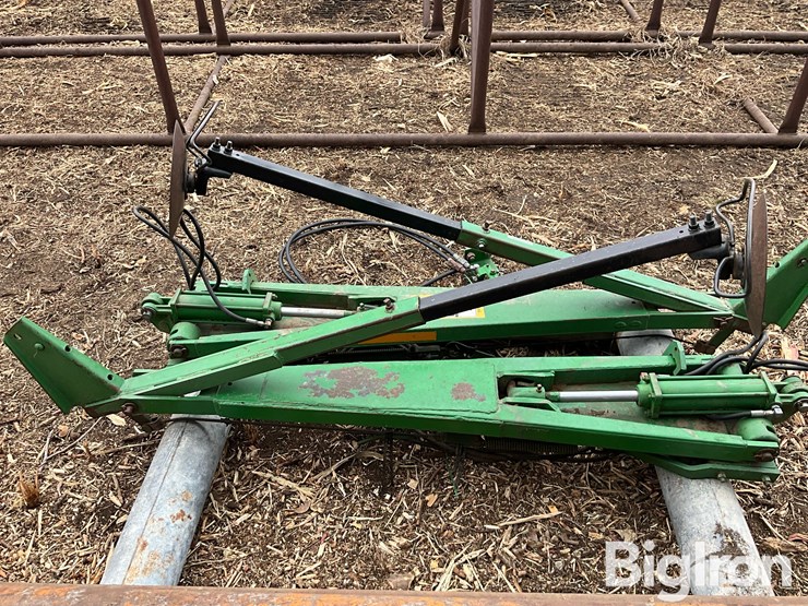 john-deere-8-image-6