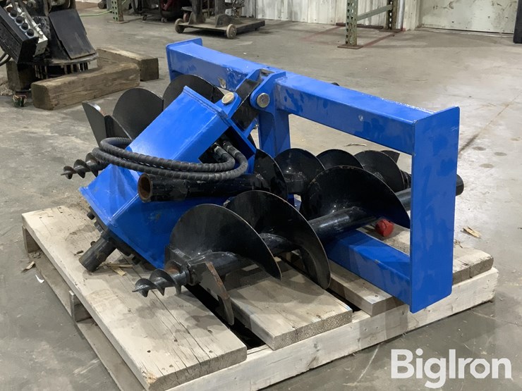 2025-massey-ferguson-730-image-1