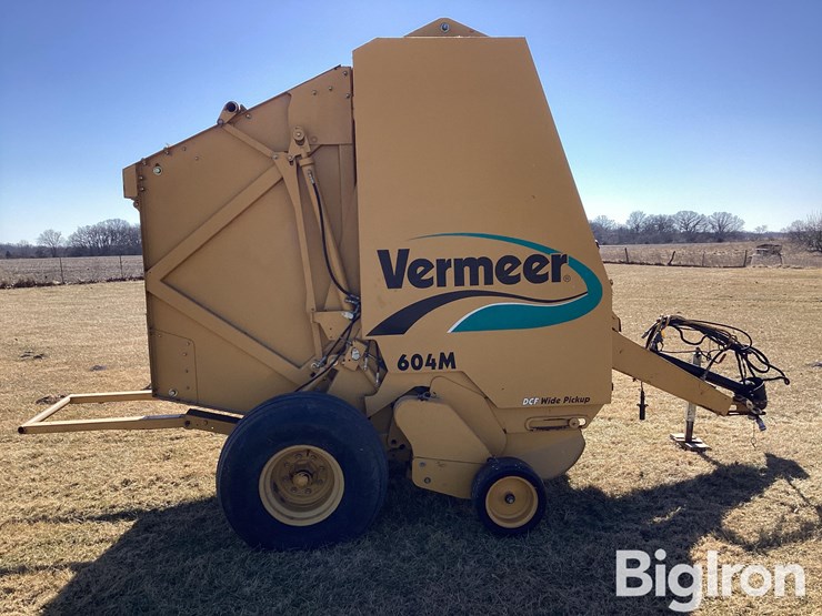 2006-vermeer-604m-image-4