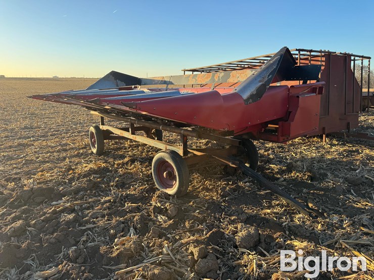 case-ih-1064-image-3